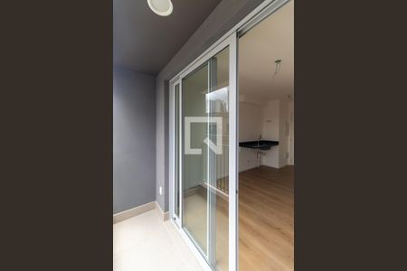 Varanda de kitnet/studio para alugar com 1 quarto, 22m² em Jardim Paulistano, São Paulo