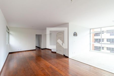 Sala de apartamento para alugar com 3 quartos, 192m² em Higienópolis, São Paulo