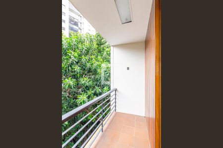 Varanda de apartamento para alugar com 3 quartos, 192m² em Higienópolis, São Paulo