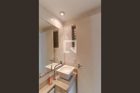 Apartamento à venda com 47m², 2 quartos e 1 vaga Apartamento à venda com 47m², 2 quartos e 1 vagaBanheiro da Suíte