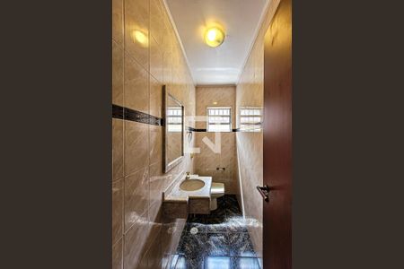 Lavabo de casa à venda com 3 quartos, 228m² em Vila Moinho Velho, São Paulo