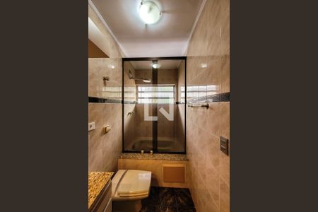 Casa à venda com 228m², 3 quartos e 3 vagas Casa à venda com 228m², 3 quartos e 3 vagasBanheiro Quarto 3 - Suíte