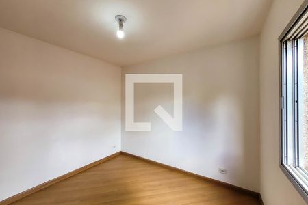 Casa à venda com 228m², 3 quartos e 3 vagas Casa à venda com 228m², 3 quartos e 3 vagasQuarto 2