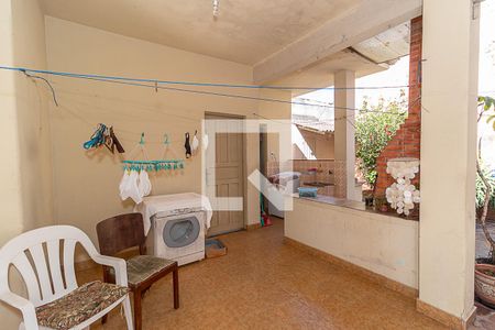 Casa à venda com 150m², 3 quartos e 4 vagas Casa à venda com 150m², 3 quartos e 4 vagasÁrea Externa