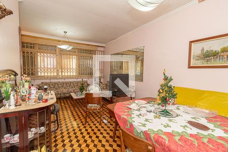 Sala de casa à venda com 3 quartos, 150m² em São João, Porto Alegre