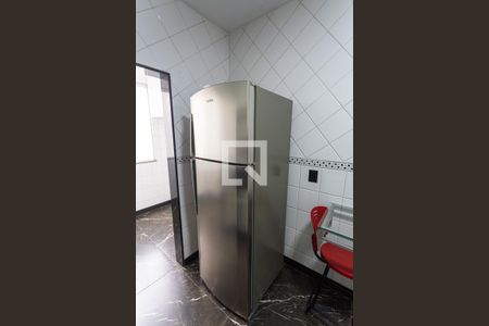 Apartamento para alugar com 73m², 2 quartos e 1 vaga Apartamento para alugar com 73m², 2 quartos e 1 vagaGeladeira
