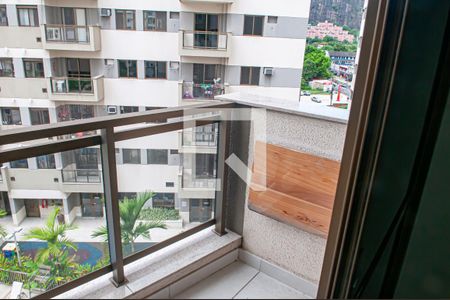 varanda de apartamento para alugar com 2 quartos, 57m² em Pechincha, Rio de Janeiro