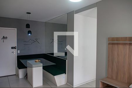 sala de apartamento para alugar com 2 quartos, 57m² em Pechincha, Rio de Janeiro