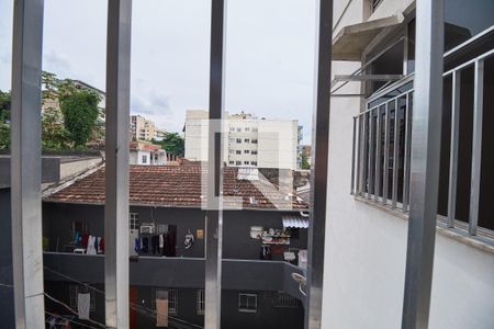 Apartamento à venda com 70m², 2 quartos e 1 vagaÁrea de Serviço