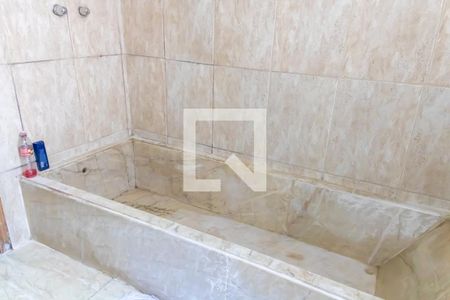 Casa à venda com 289m², 3 quartos e 3 vagasBanheiro da Suíte 2