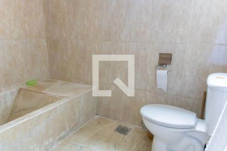 Casa à venda com 289m², 3 quartos e 3 vagasBanheiro da Suíte 2