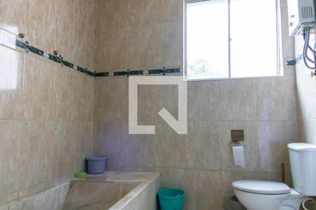 Casa à venda com 289m², 3 quartos e 3 vagasBanheiro da Suíte 2