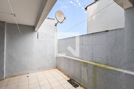 Casa à venda com 120m², 3 quartos e 2 vagas Casa à venda com 120m², 3 quartos e 2 vagasCasa 2 - Área de serviço 2