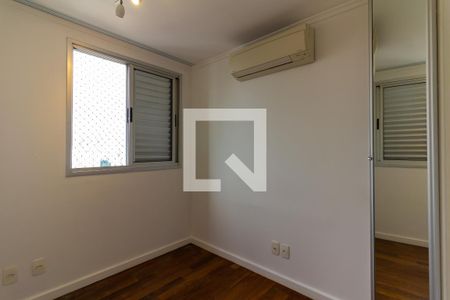 Apartamento à venda com 115m², 3 quartos e 2 vagasQuarto 2