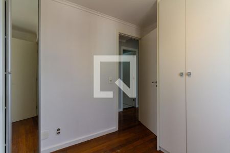 Apartamento à venda com 115m², 3 quartos e 2 vagasQuarto 2