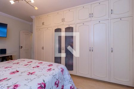 Casa à venda com 250m², 3 quartos e 4 vagas Casa à venda com 250m², 3 quartos e 4 vagasSuíte 2