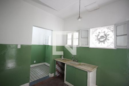 Casa à venda com 180m², 4 quartos e 3 vagasCozinha