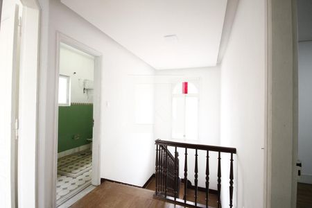 Casa à venda com 180m², 4 quartos e 3 vagasCorredor