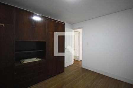 Casa à venda com 180m², 4 quartos e 3 vagasQuarto 2