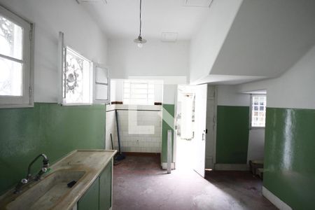 Casa à venda com 180m², 4 quartos e 3 vagasCozinha