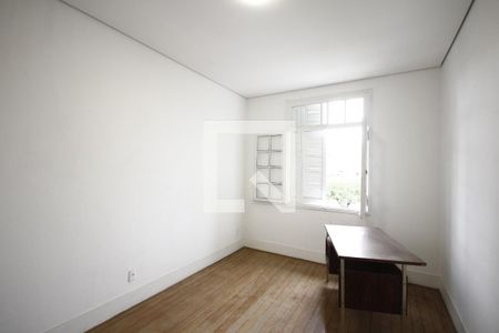 Casa à venda com 180m², 4 quartos e 3 vagasQuarto 3