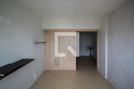 Sala de apartamento para alugar com 3 quartos, 75m² em Vila Bandeirantes, São Paulo