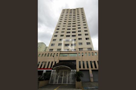 Apartamento para alugar com 75m², 3 quartos e 1 vaga Apartamento para alugar com 75m², 3 quartos e 1 vagaFachada