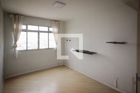 Sala de apartamento para alugar com 3 quartos, 75m² em Vila Bandeirantes, São Paulo