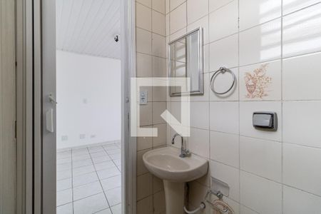 Banheiro de apartamento para alugar com 1 quarto, 60m² em São João Clímaco, São Paulo