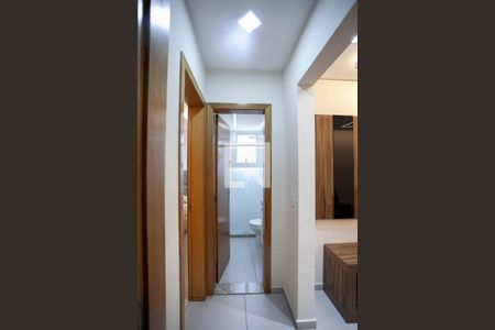 Corredor de apartamento à venda com 2 quartos, 54m² em São Gotardo, Contagem