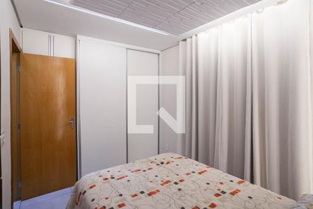 Quarto 1 de apartamento à venda com 2 quartos, 54m² em São Gotardo, Contagem