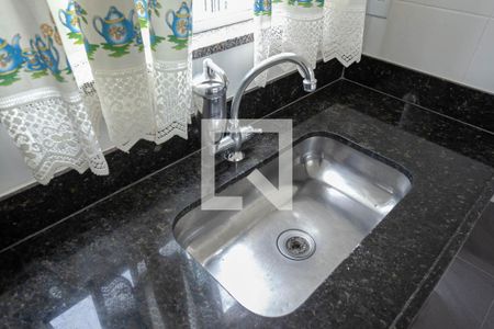 Apartamento para alugar com 47m², 2 quartos e 2 vagasCozinha