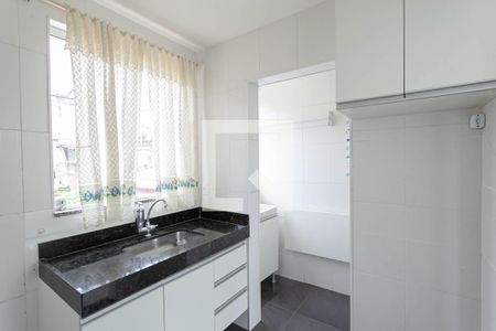 Apartamento para alugar com 47m², 2 quartos e 2 vagasCozinha