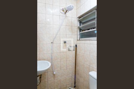 Banheiro da Suíte de casa para alugar com 2 quartos, 80m² em Vila do Bosque, São Paulo
