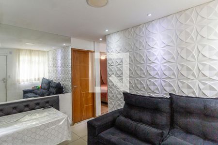 Sala de apartamento para alugar com 2 quartos, 50m² em Vila Sílvia, São Paulo