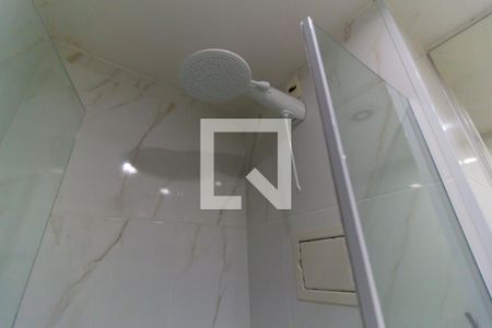 Banheiro de apartamento para alugar com 0 quarto, 35m² em Vila Gomes Cardim, São Paulo