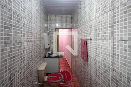 Casa à venda com 120m², 2 quartos e sem vaga Casa à venda com 120m², 2 quartos e sem vagaBanheiro