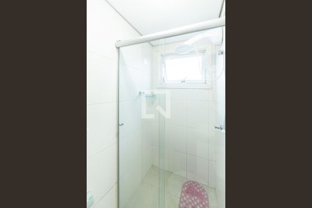 Banheiro de kitnet/studio para alugar com 1 quarto, 29m² em Pátria Nova, Novo Hamburgo