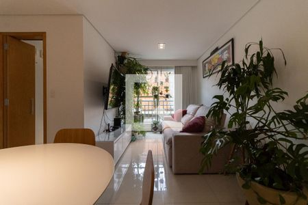 Sala de apartamento à venda com 2 quartos, 38m² em Vila Conde do Pinhal, São Paulo