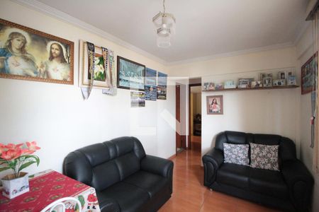 Sala de apartamento à venda com 2 quartos, 70m² em Jaqueline, Belo Horizonte