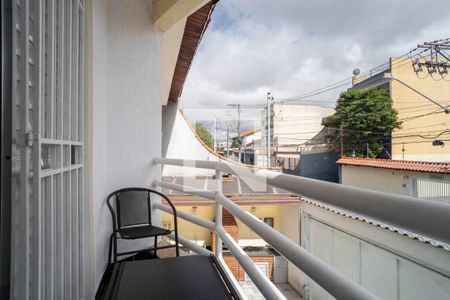 Casa à venda com 89m², 2 quartos e 3 vagasVaranda 