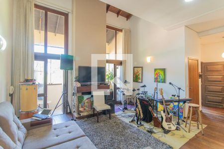 Sala de casa para alugar com 4 quartos, 330m² em Teresópolis, Porto Alegre