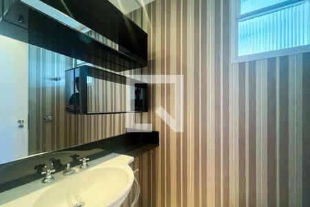 Lavabo de apartamento para alugar com 3 quartos, 120m² em Vila Olímpia, São Paulo