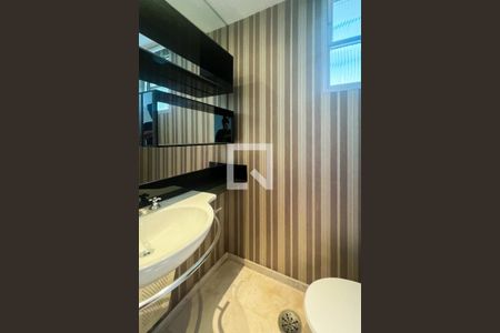 Lavabo de apartamento para alugar com 3 quartos, 120m² em Vila Olímpia, São Paulo