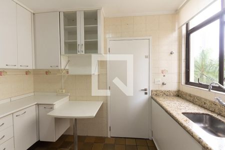 Apartamento para alugar com 120m², 3 quartos e 2 vagasCozinha