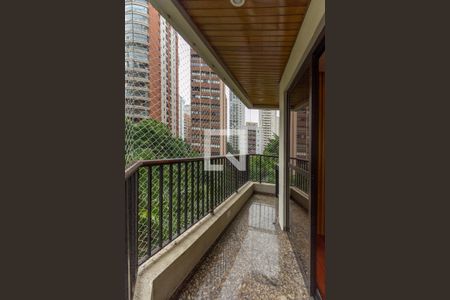 Varanda de apartamento para alugar com 3 quartos, 120m² em Vila Uberabinha, São Paulo