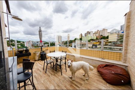 Apartamento à venda com 146m², 3 quartos e 1 vagaCobertura