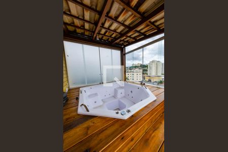 Apartamento à venda com 146m², 3 quartos e 1 vagaBanheira de hidromassagem