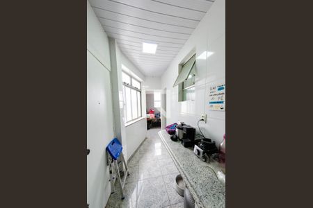 Apartamento à venda com 146m², 3 quartos e 1 vagaÁrea de serviço