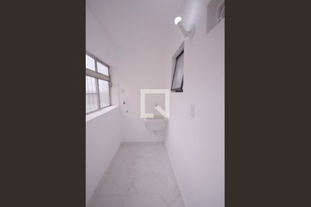 Apartamento à venda com 60m², 3 quartos e 1 vagaÁrea de Serviço